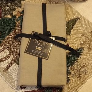 Linen Napkins. FIELDCREST. . 20x20in. 4 in Pack.  Taupe. NWT 💎❄️💎❄️